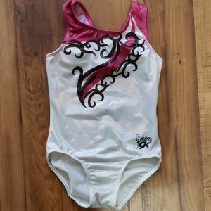 Girls gymnastic leotard